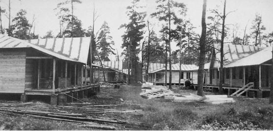 Строительство заводского пионерского лагеря «Орлёнок». 1952 г.