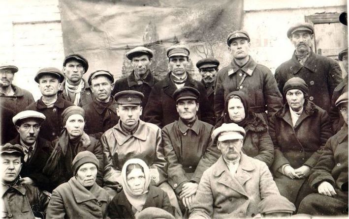 Бойцы Козловского красногвардейского отряда железнодорожников. 1918 г.