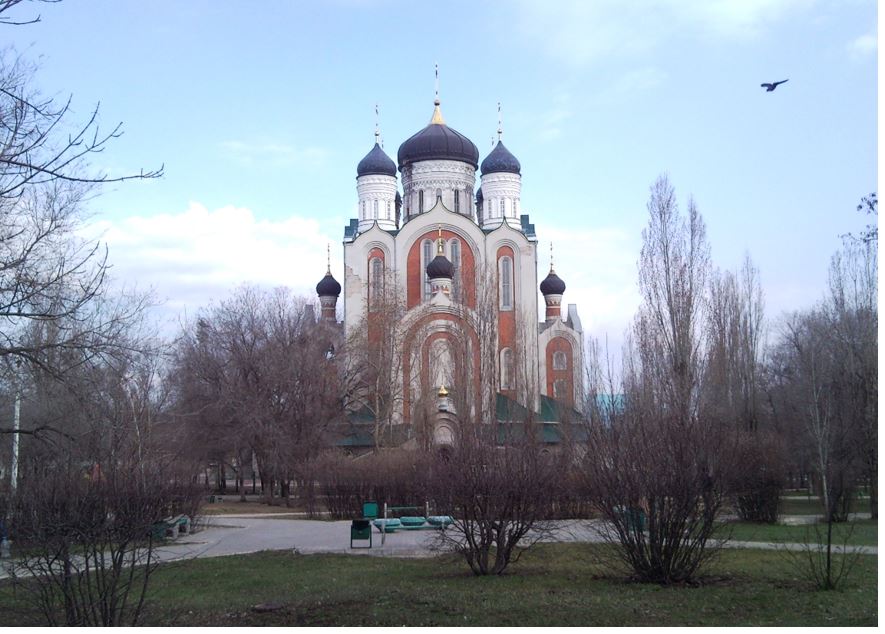 Храм всех Святых в парке рядом с улицей Ю. Янониса. Март 2014.