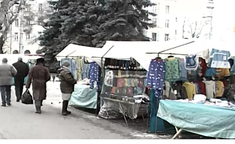 Уличная торговля в Воронеже. Конец 1990-х - начало 2000-х гг.