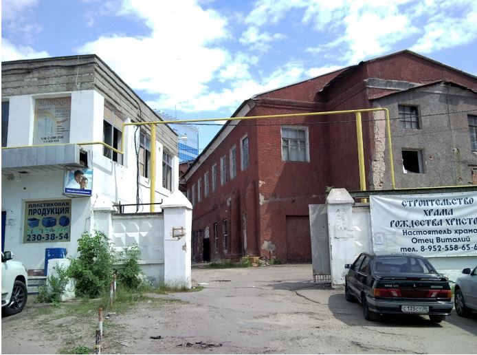 Бывшая проходная воронежского завода «Автозапчасть»