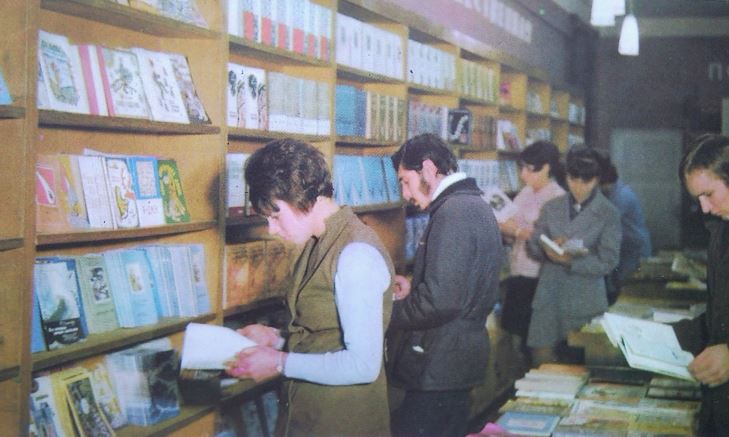 Книжный магазин открытого формата